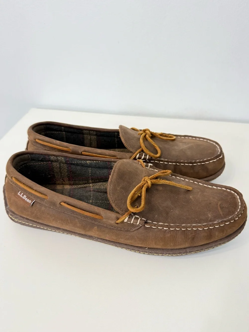 L.L. Bean Brown Hand Sewn Leather Slippers Flannel Lined Men’s Size 10 Classic